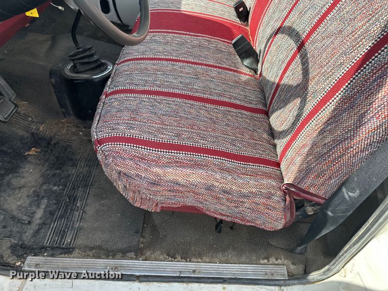 image for item OJ9948 1981 Dodge D150 pickup truck