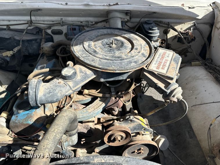 image for item OJ9948 1981 Dodge D150 pickup truck