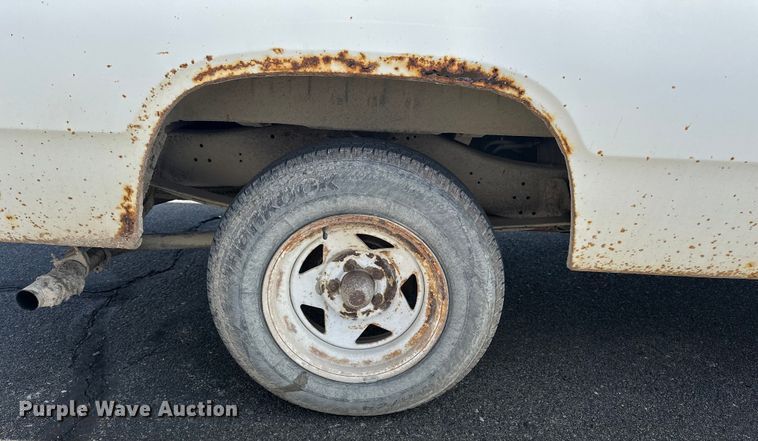 image for item OJ9948 1981 Dodge D150 pickup truck