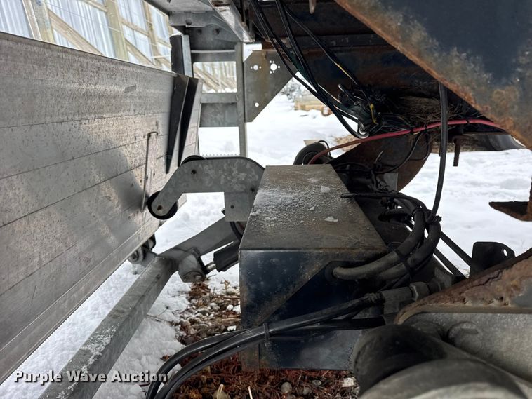 image for item YA1733 2020 Hino 268 box truck