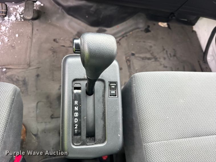 image for item YA1733 2020 Hino 268 box truck