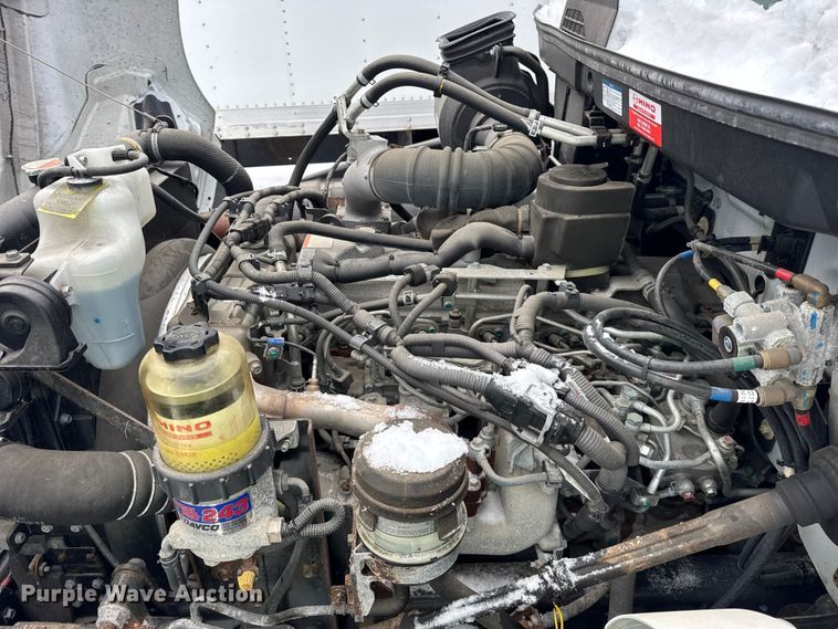 image for item YA1733 2020 Hino 268 box truck