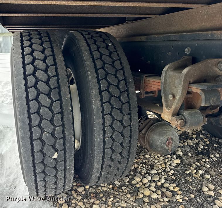 image for item YA1733 2020 Hino 268 box truck