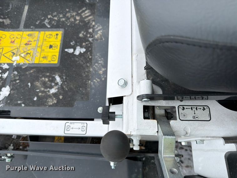 image for item YA1995 2025 Bobcat ZT2000 ZTR lawn mower