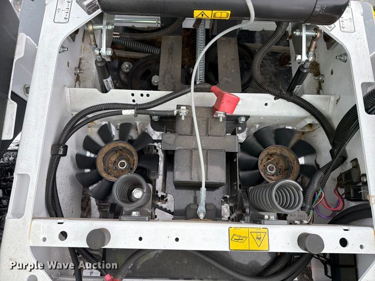 image for item YA1995 2025 Bobcat ZT2000 ZTR lawn mower