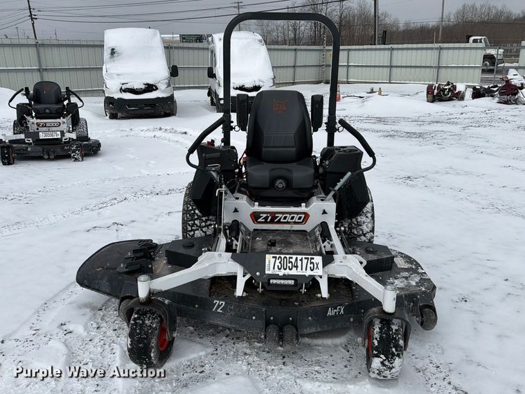image for item YA1996 Bobcat ZT7000 ZTR lawn mower