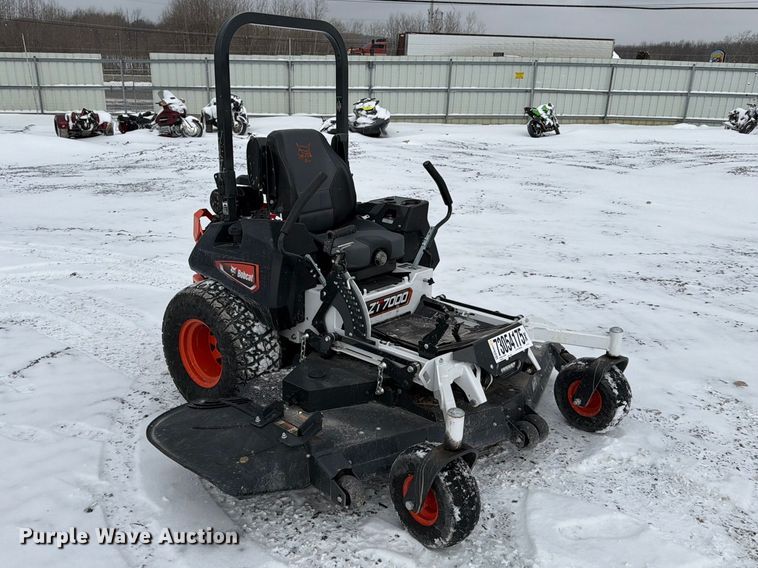image for item YA1996 Bobcat ZT7000 ZTR lawn mower