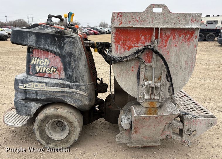 image for item YA2018 2007 Ditch Witch Zahn R300 concrete mixer / buggy