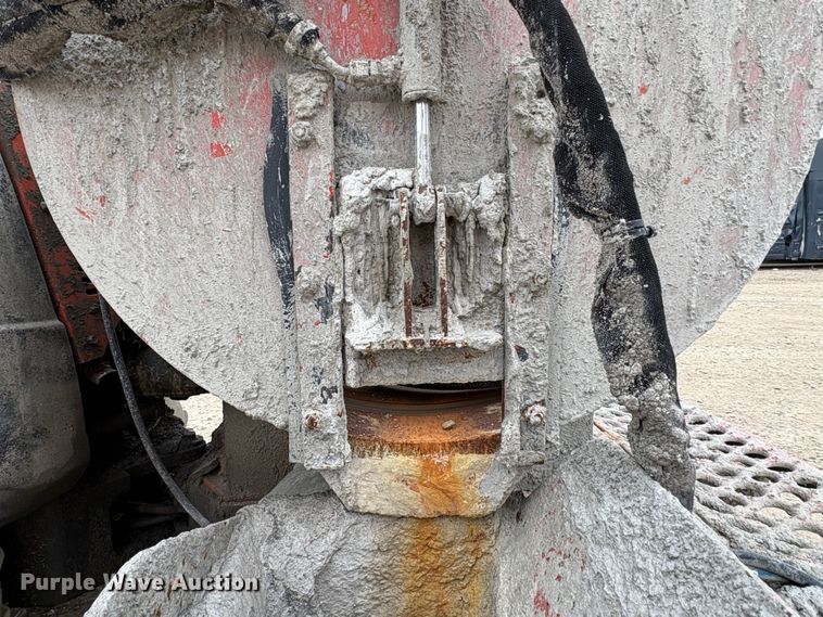 image for item YA2018 2007 Ditch Witch Zahn R300 concrete mixer / buggy