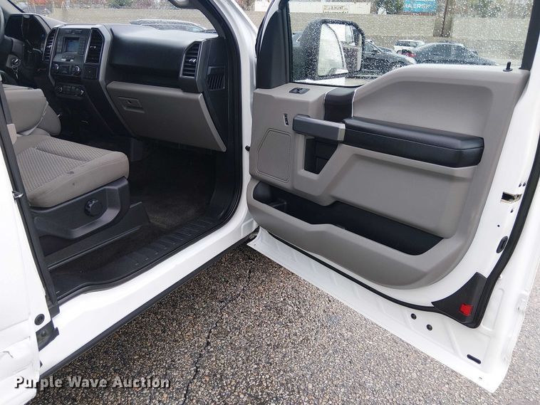 image for item YA2457 2018 Ford F150 Ext. Cab pickup truck