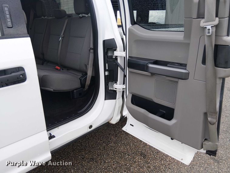 image for item YA2457 2018 Ford F150 Ext. Cab pickup truck