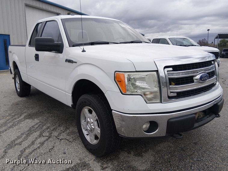 image for item YA2458 2013 Ford F150 Ext. Cab pickup truck
