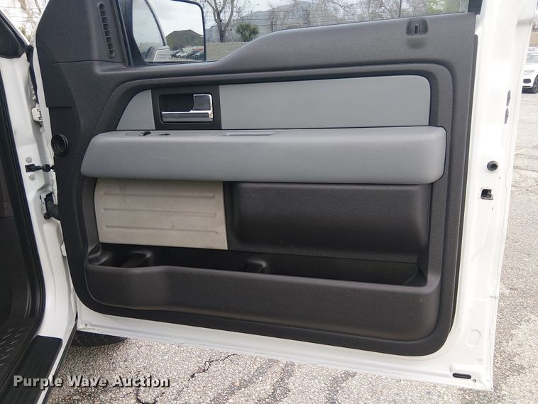 image for item YA2458 2013 Ford F150 Ext. Cab pickup truck