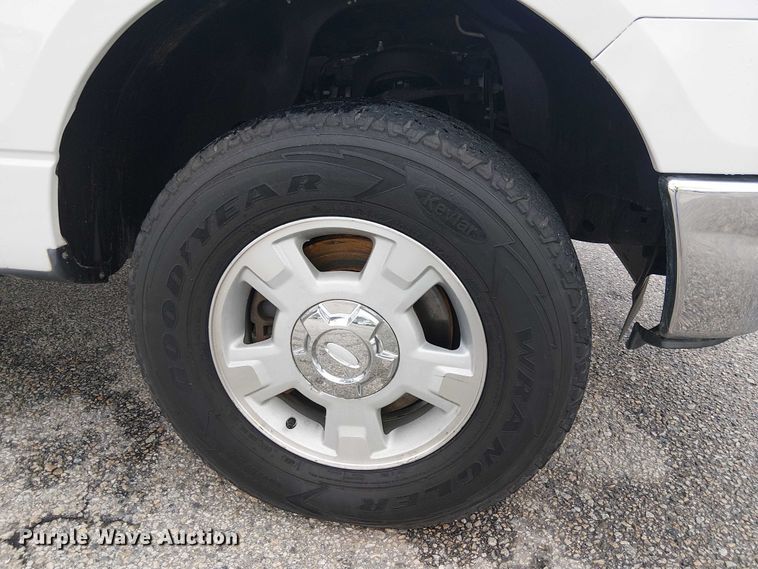 image for item YA2458 2013 Ford F150 Ext. Cab pickup truck