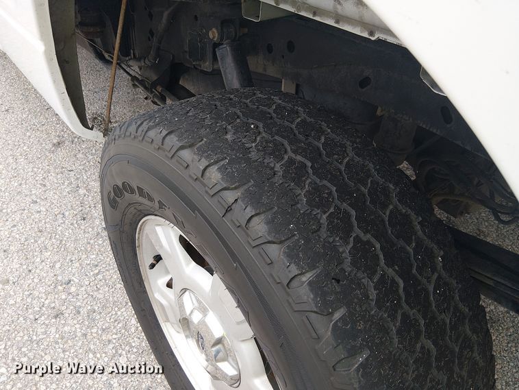 image for item YA2458 2013 Ford F150 Ext. Cab pickup truck