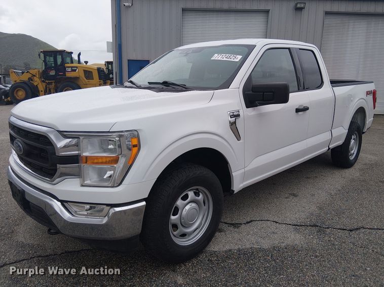 image for item YA2459 2022 Ford F150 Ext. Cab pickup truck