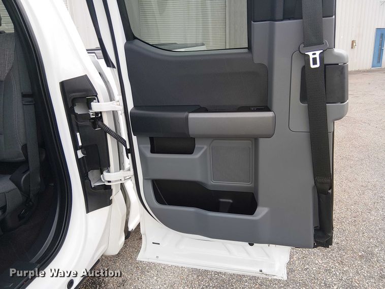 image for item YA2459 2022 Ford F150 Ext. Cab pickup truck