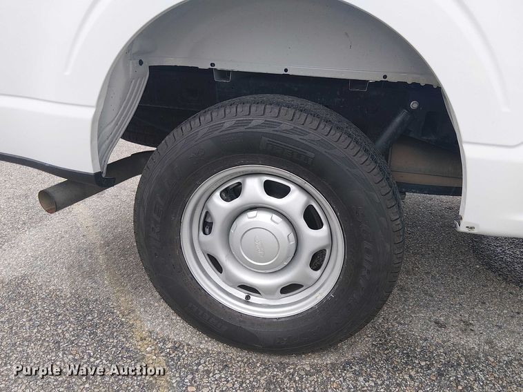 image for item YA2459 2022 Ford F150 Ext. Cab pickup truck