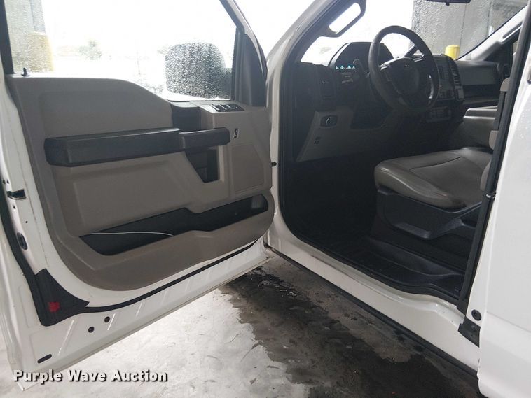 image for item YA2460 2018 Ford F150 Ext. Cab pickup truck