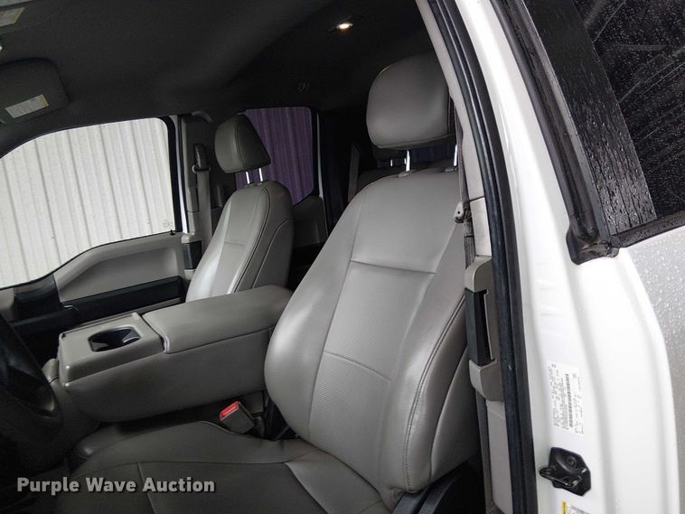 image for item YA2460 2018 Ford F150 Ext. Cab pickup truck