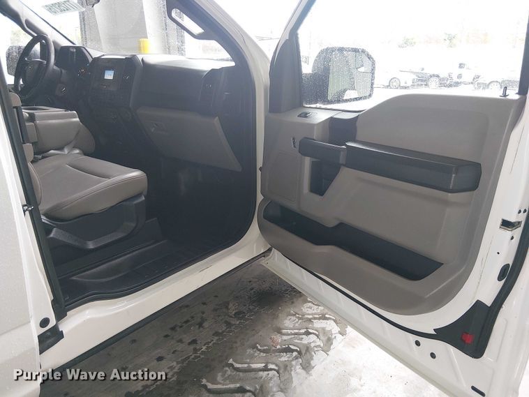 image for item YA2460 2018 Ford F150 Ext. Cab pickup truck