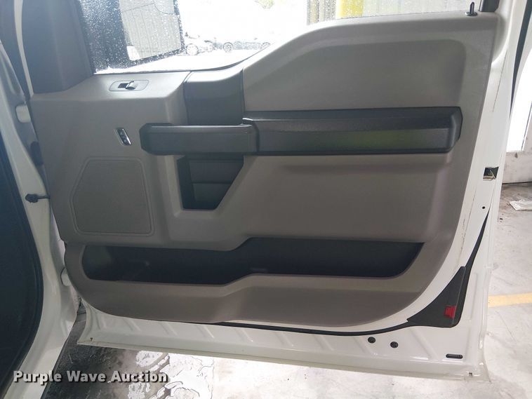 image for item YA2460 2018 Ford F150 Ext. Cab pickup truck