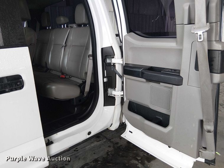 image for item YA2460 2018 Ford F150 Ext. Cab pickup truck