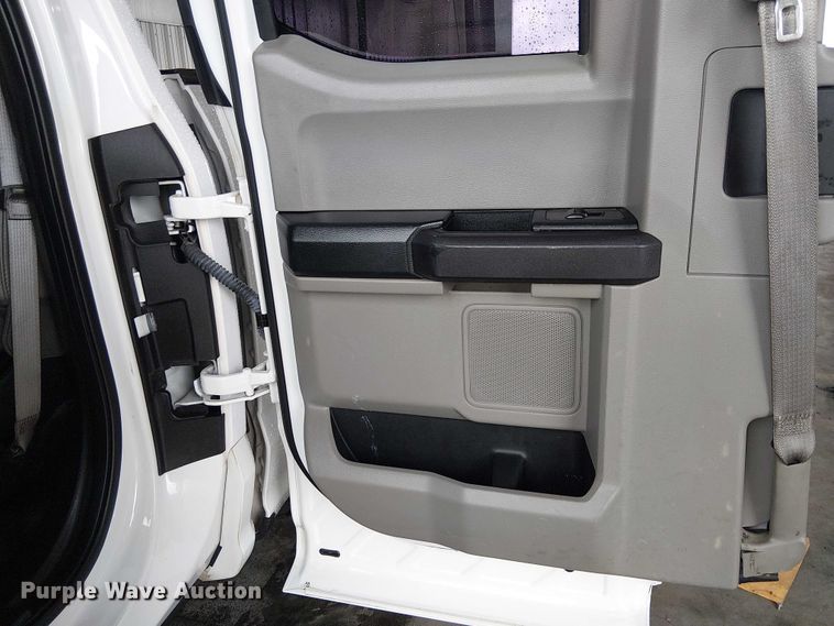 image for item YA2460 2018 Ford F150 Ext. Cab pickup truck