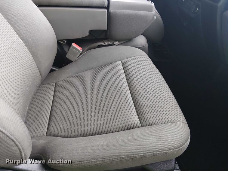 image for item YA2461 2019 Ford F150 Ext. Cab pickup truck