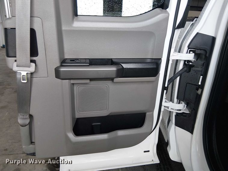 image for item YA2461 2019 Ford F150 Ext. Cab pickup truck