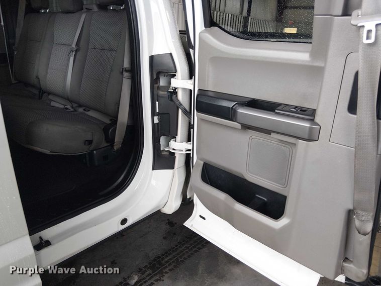 image for item YA2461 2019 Ford F150 Ext. Cab pickup truck