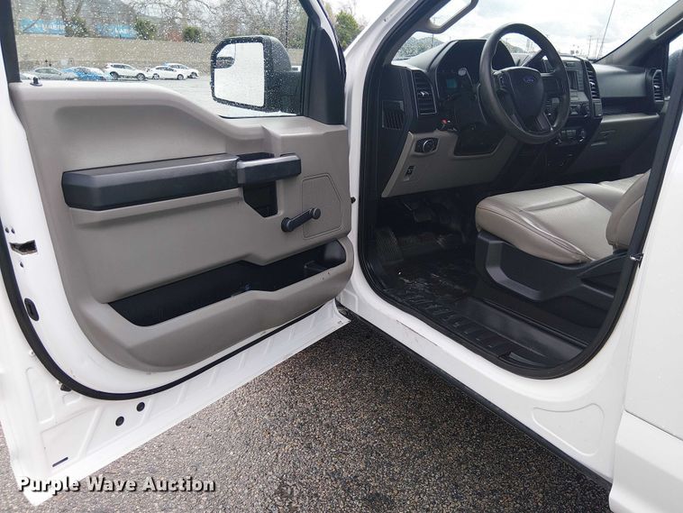 image for item YA2462 2020 Ford F150 pickup truck