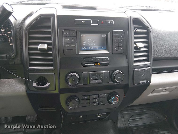 image for item YA2462 2020 Ford F150 pickup truck