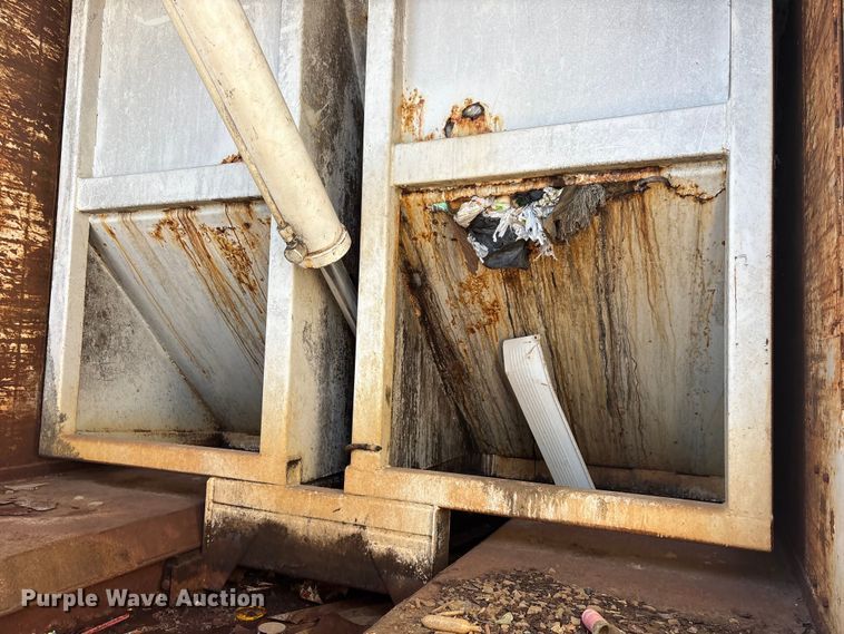 image for item YA2500 2007 Ford F650 Super Duty refuse truck