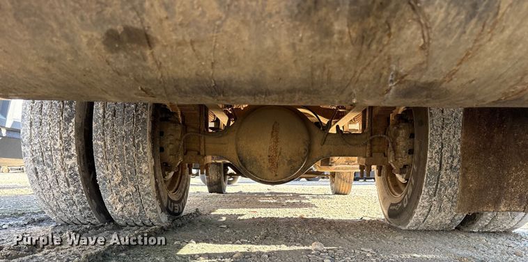 image for item YA2500 2007 Ford F650 Super Duty refuse truck