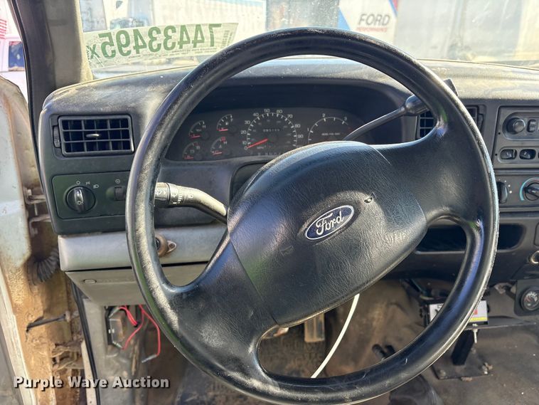 image for item YA2500 2007 Ford F650 Super Duty refuse truck