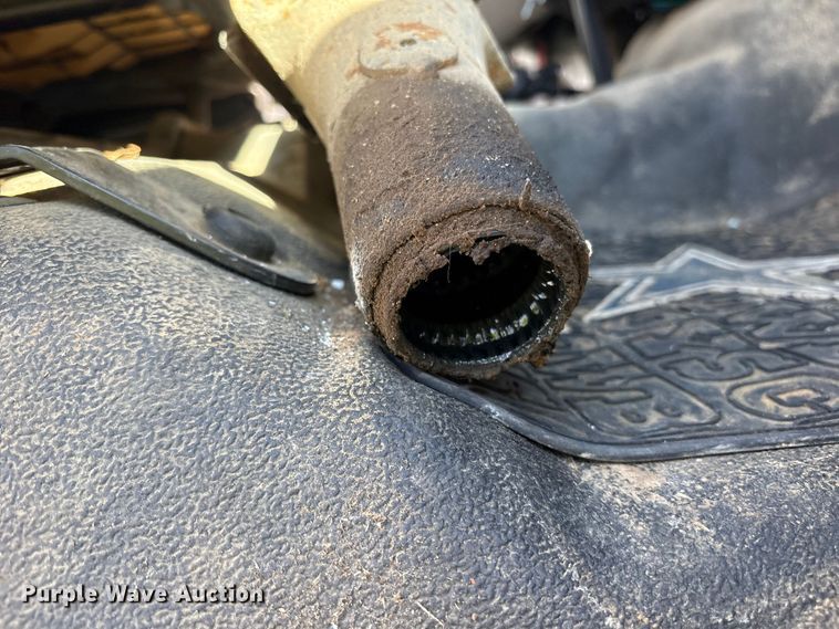 image for item YA2500 2007 Ford F650 Super Duty refuse truck