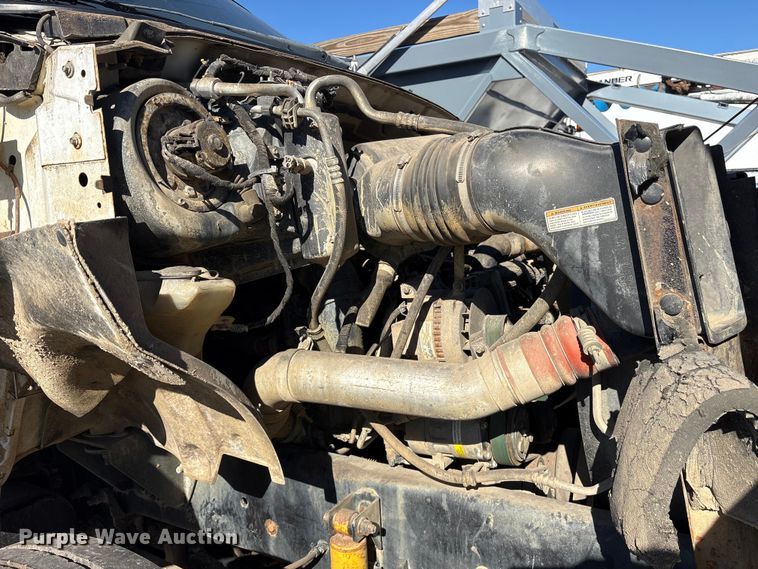 image for item YA2500 2007 Ford F650 Super Duty refuse truck