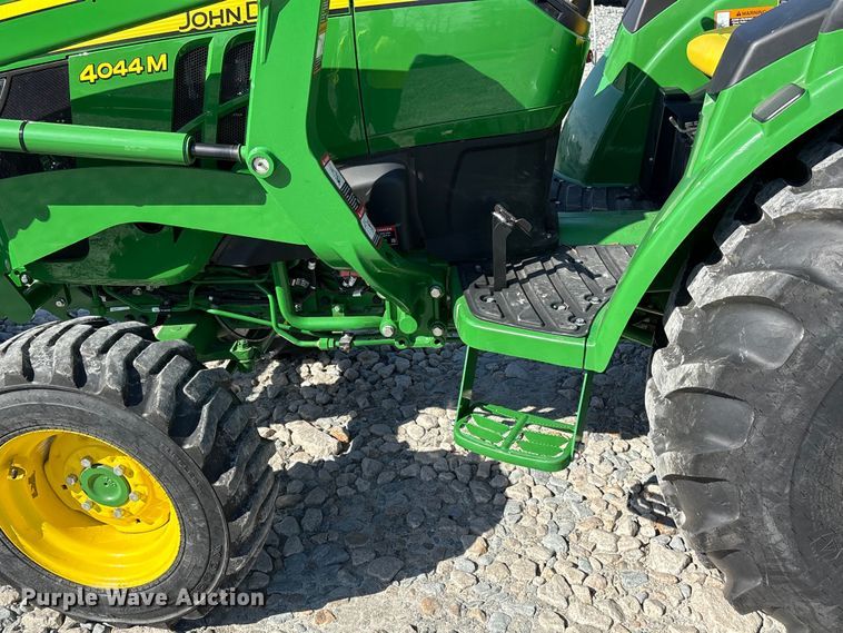image for item YA2625 2024 John Deere 4044M MFWD tractor