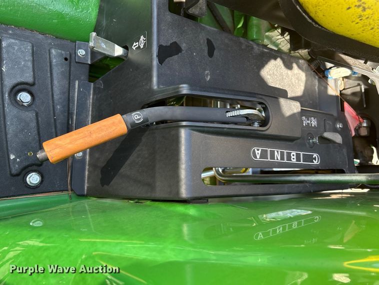 image for item YA2625 2024 John Deere 4044M MFWD tractor