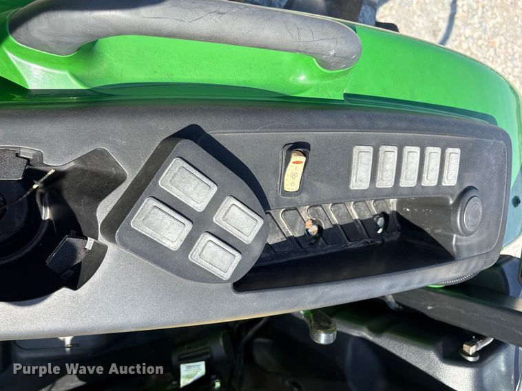 image for item YA2625 2024 John Deere 4044M MFWD tractor