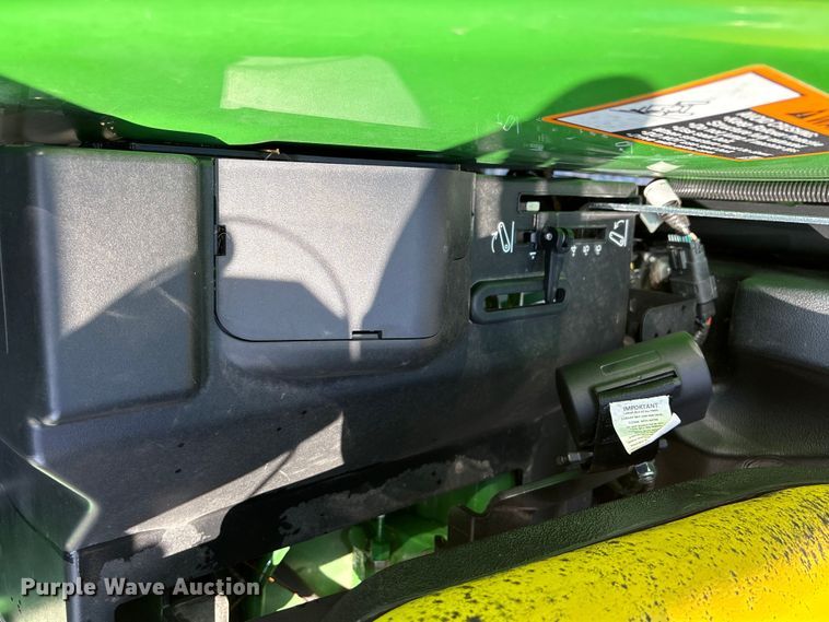 image for item YA2625 2024 John Deere 4044M MFWD tractor