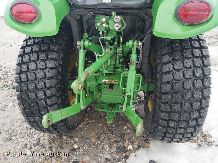 image for item YA2627 2022 John Deere 3046R MFWD tractor