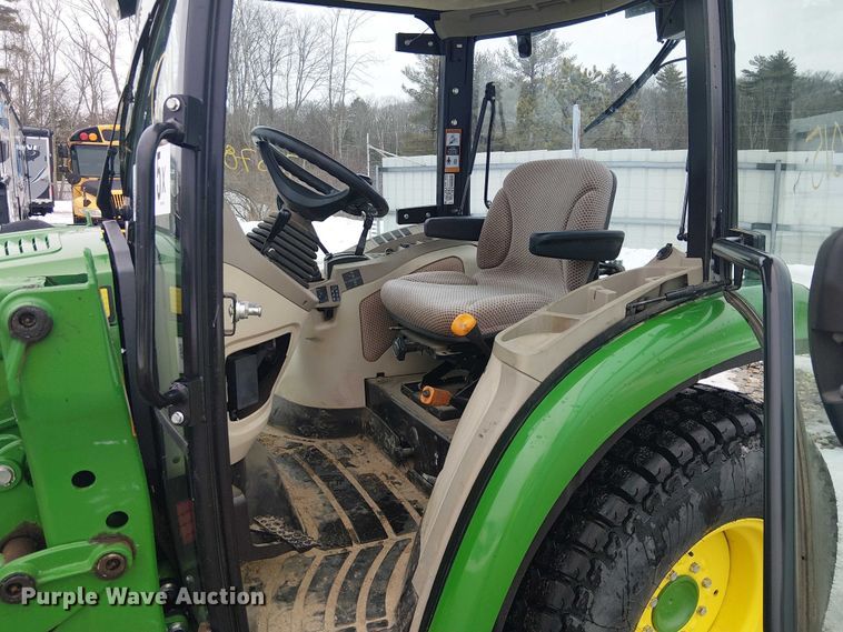 image for item YA2627 2022 John Deere 3046R MFWD tractor