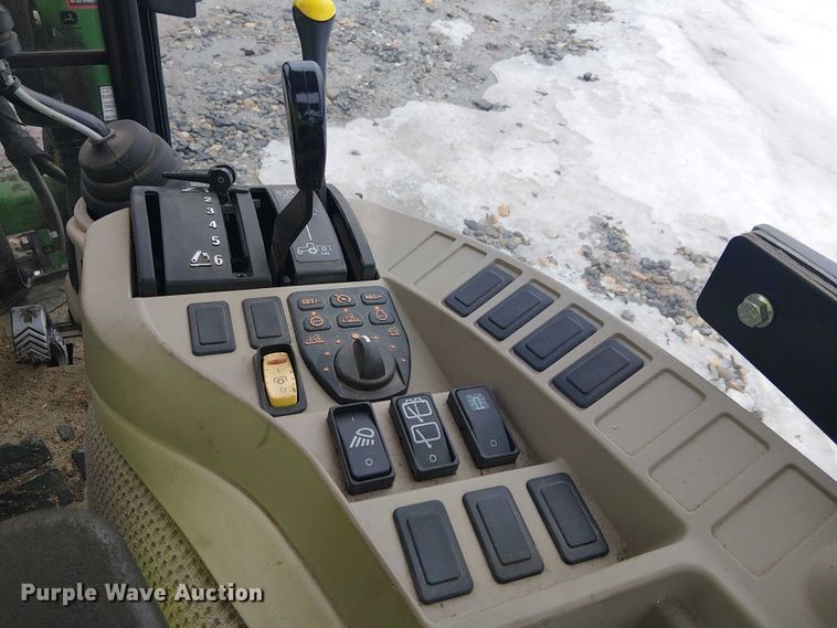 image for item YA2627 2022 John Deere 3046R MFWD tractor