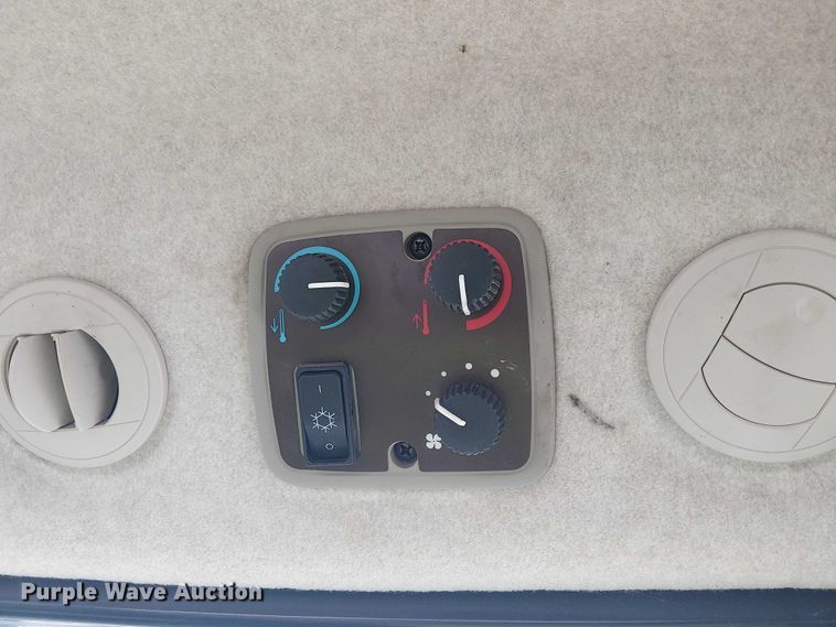 image for item YA2627 2022 John Deere 3046R MFWD tractor