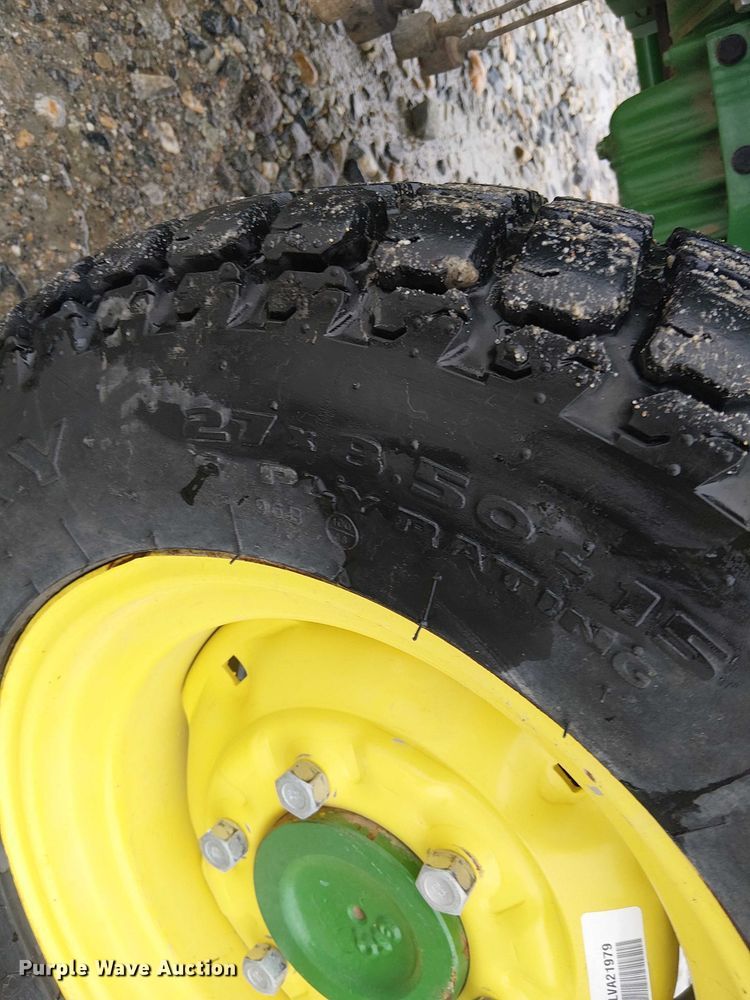 image for item YA2627 2022 John Deere 3046R MFWD tractor