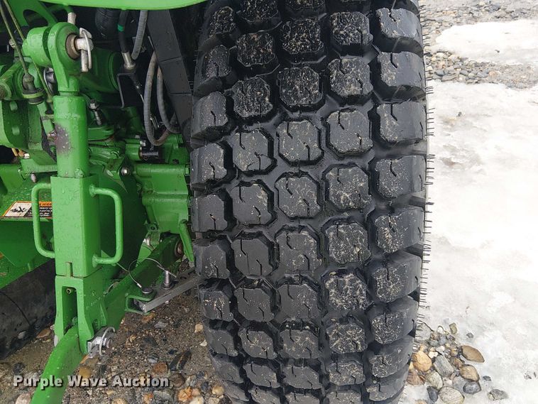 image for item YA2627 2022 John Deere 3046R MFWD tractor