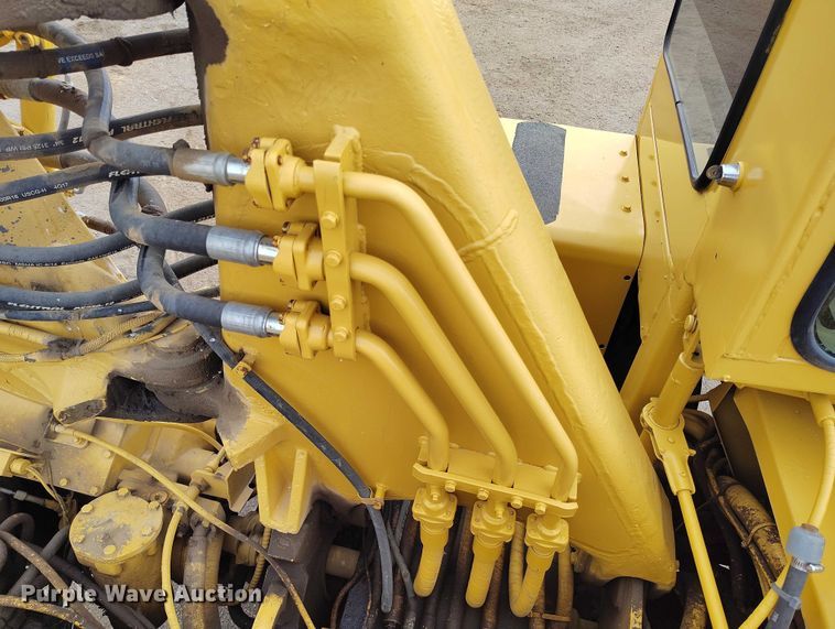 image for item BI9769 1979 Caterpillar 613B elevating scraper