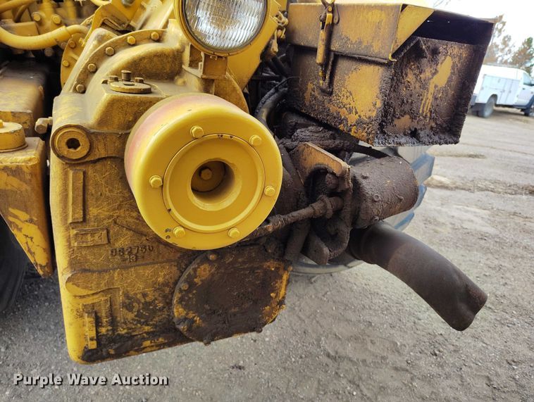 image for item BI9769 1979 Caterpillar 613B elevating scraper